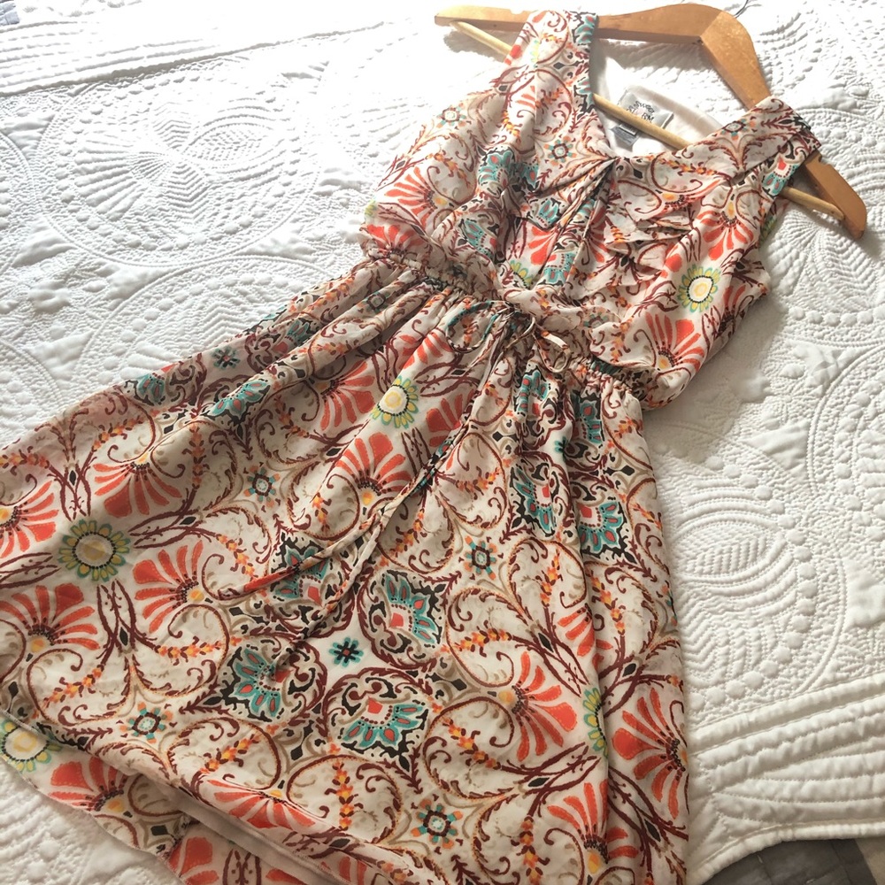 SWEET STORM Fit Flare Mini Dress Floral Ruffle V Neck Orange Cream Size Small - Picture 1 of 12
